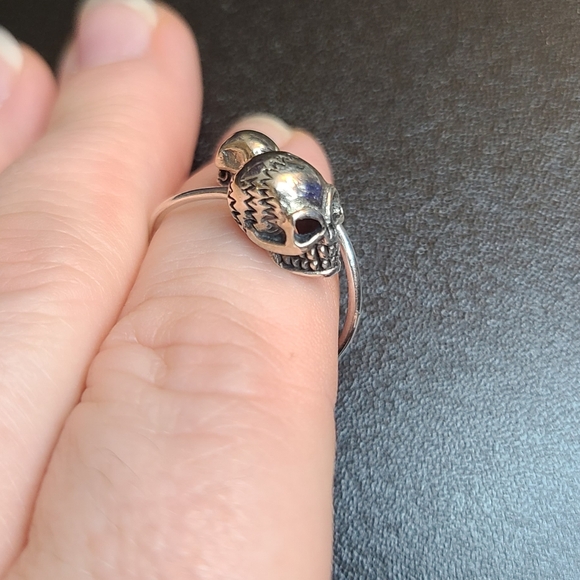 Adjustable double skull sterling ring - Picture 3 of 7
